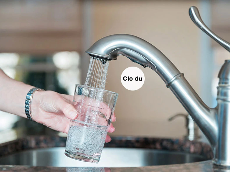 Clo Dư Trong Nước Máy: Người Bảo Vệ Hay Mối Nguy Tiềm Ẩn?